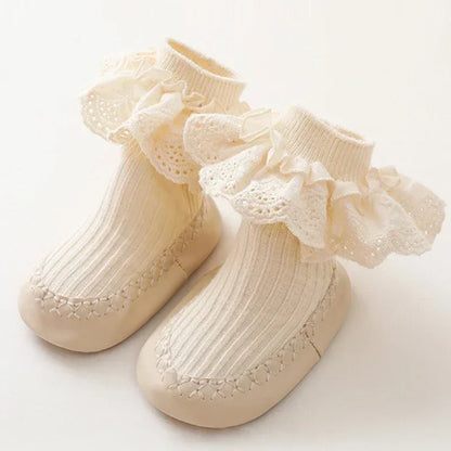 Chaussons bébé doux et mignons, parfaits pour un confort maximal - PetitAzur
