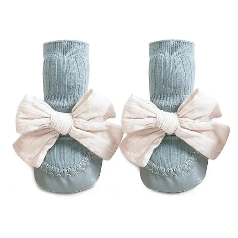 Chaussons pour bébé fille avec ajustement parfait - PetitAzur
